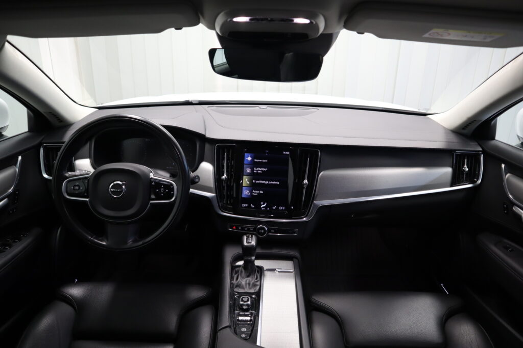 Volvo V90, image 18