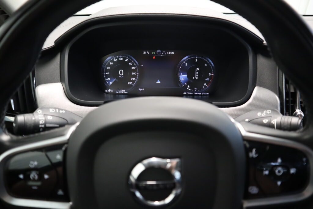 Volvo V90, image 9