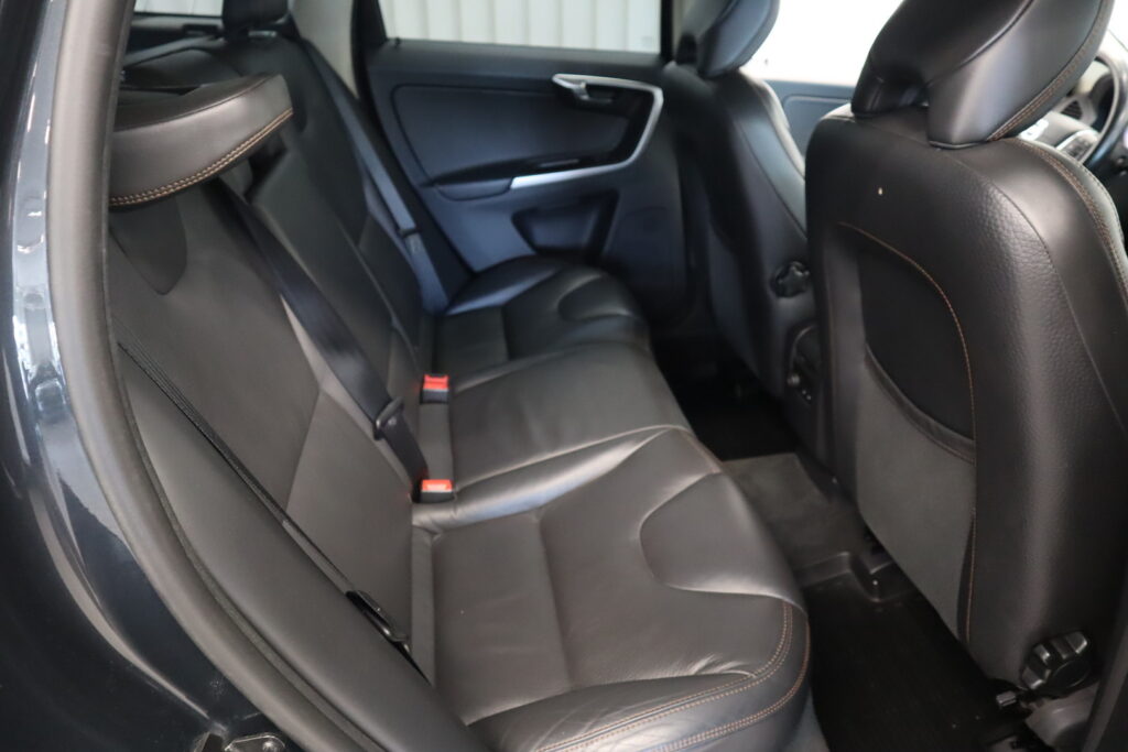 Volvo XC60, image 10