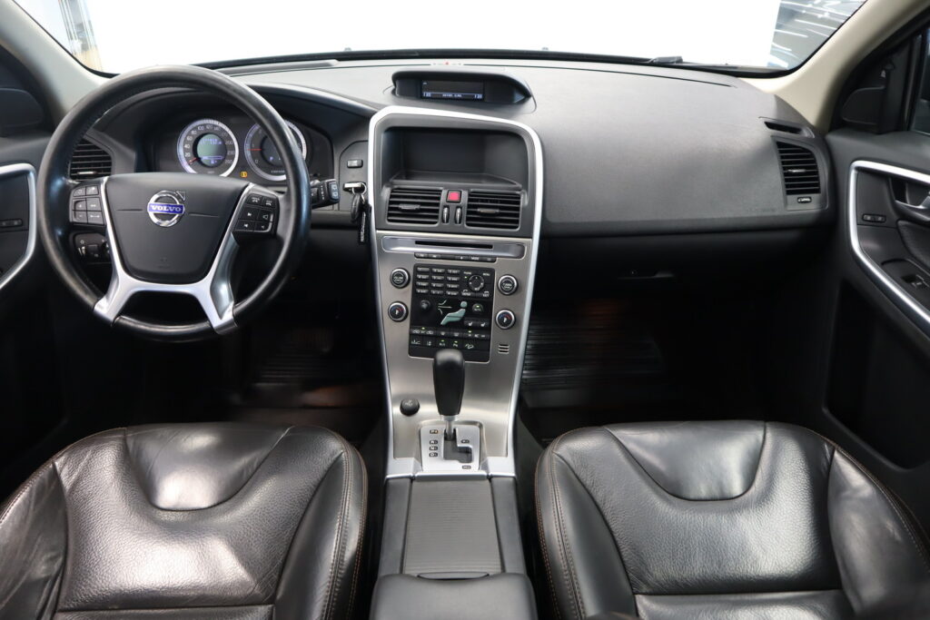 Volvo XC60, image 7