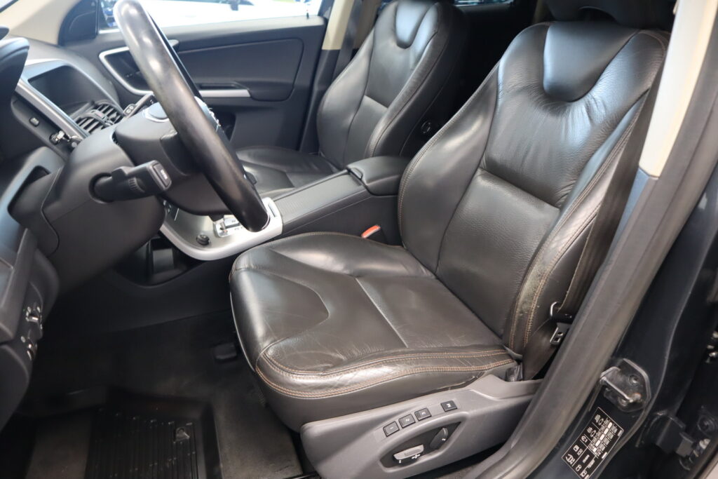 Volvo XC60, image 8