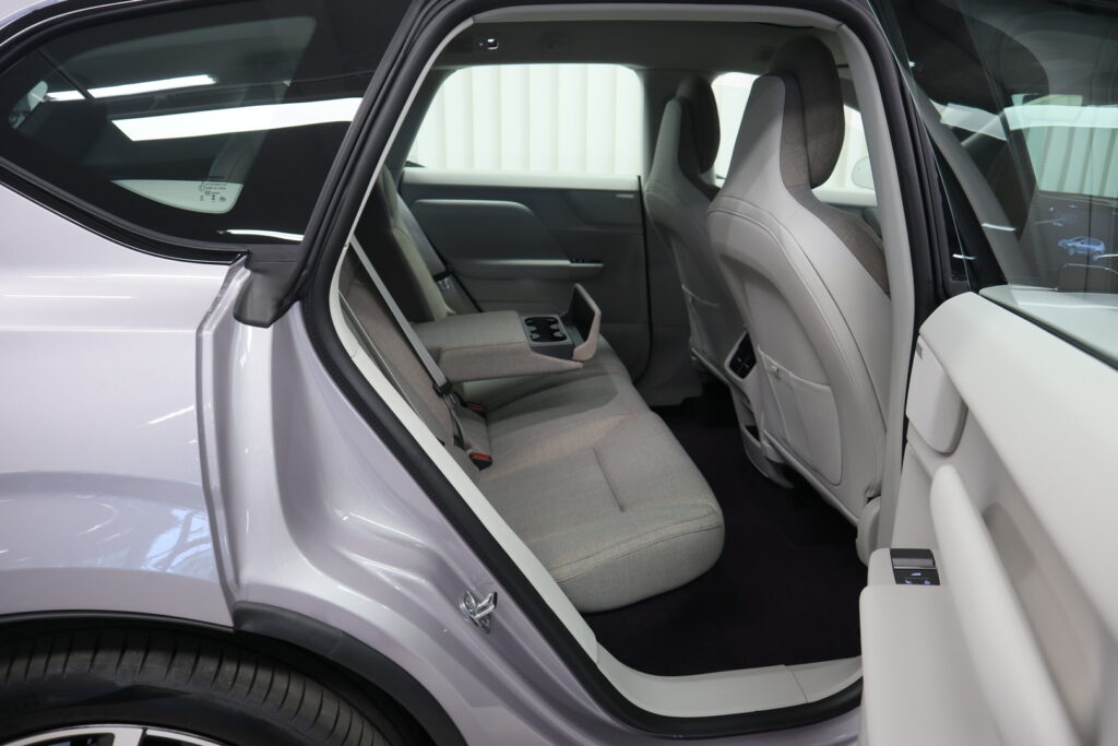 Volvo EX60, image 14