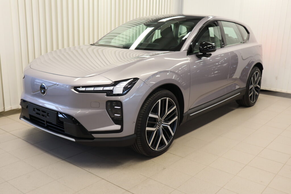 Volvo EX60, image 2