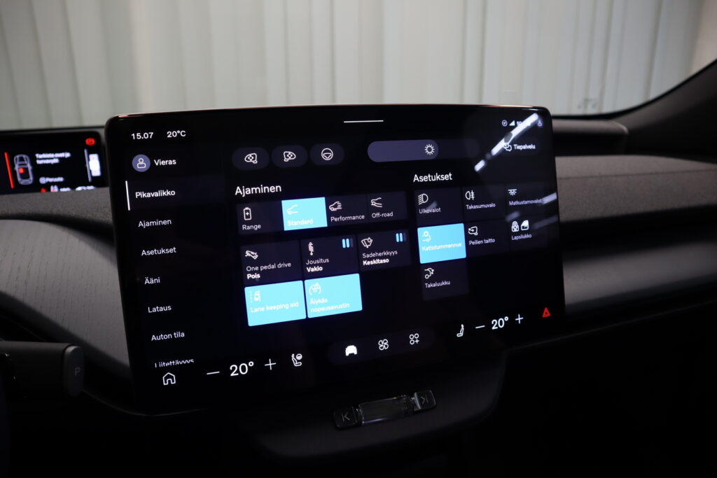 Volvo EX60, image 19