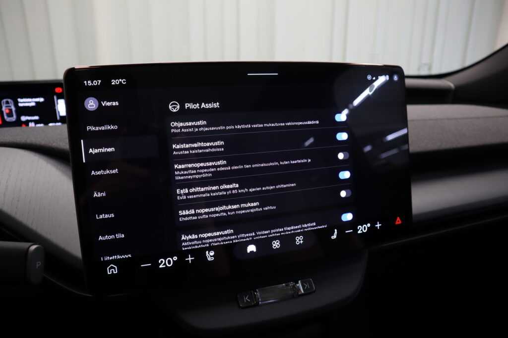 Volvo EX60, image 20