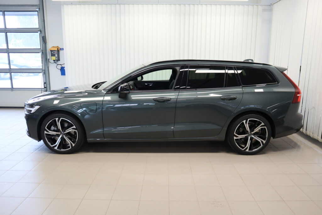 Volvo V60, image 2