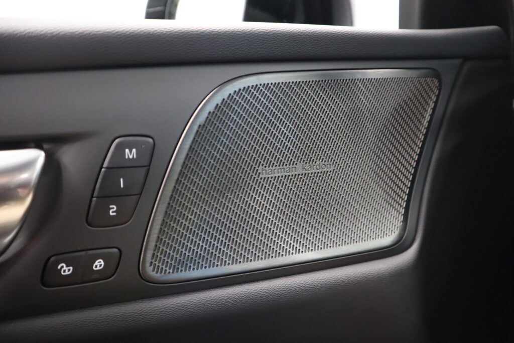Volvo V60, image 18
