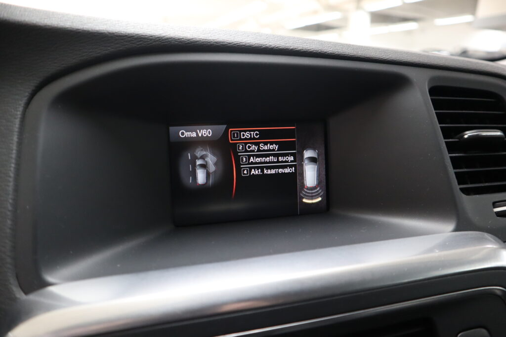 Volvo V60, image 11