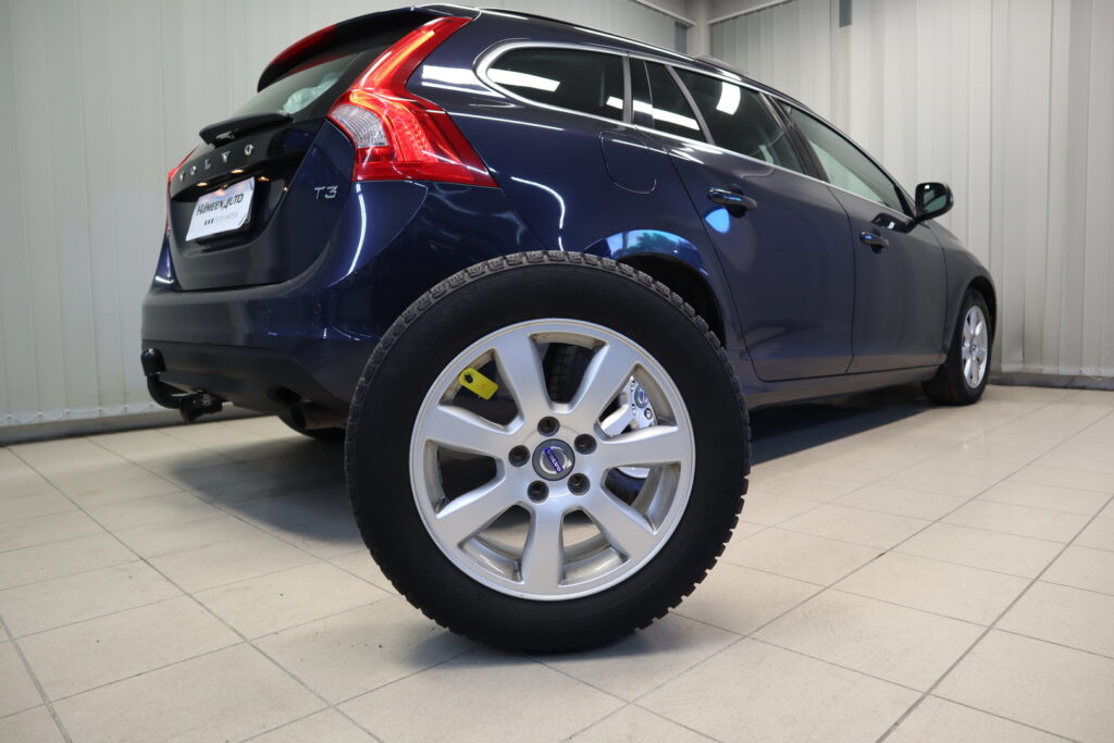 Volvo V60, image 19