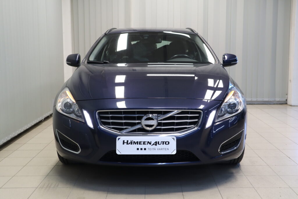 Volvo V60, image 3