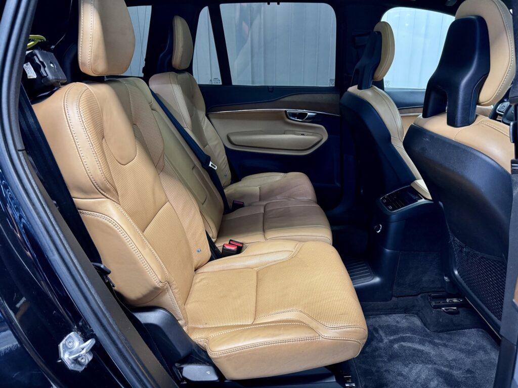 Volvo XC90, image 10