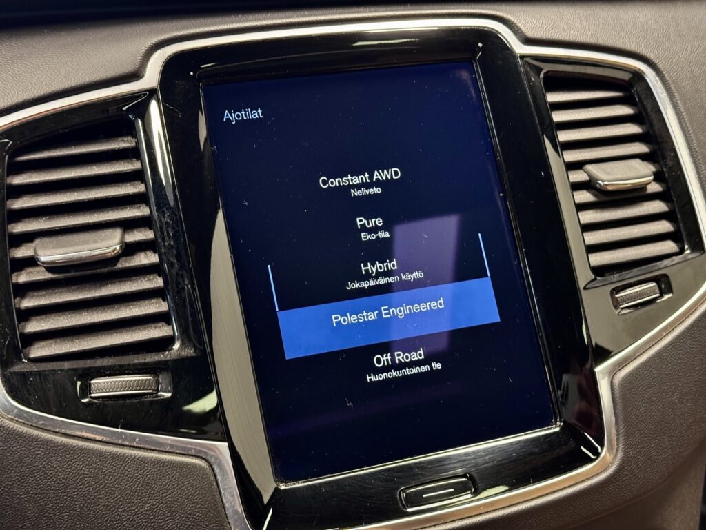 Volvo XC90, image 20