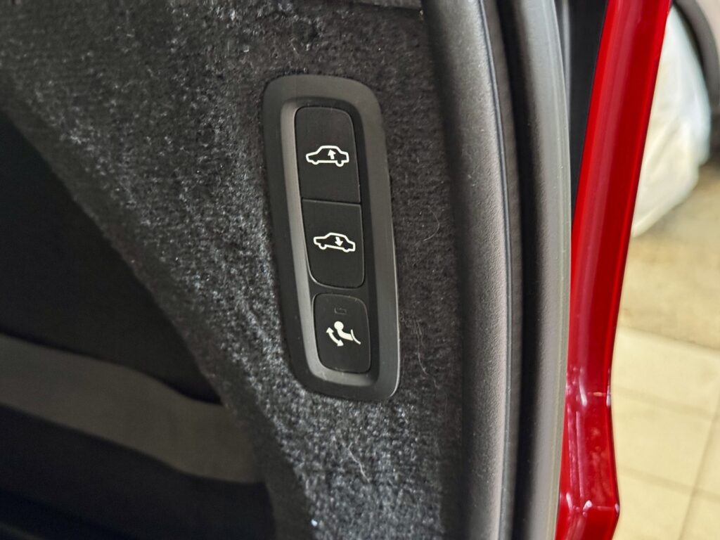 Volvo XC90, image 23