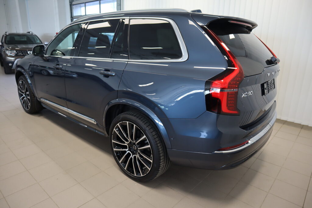 Volvo XC90, image 2
