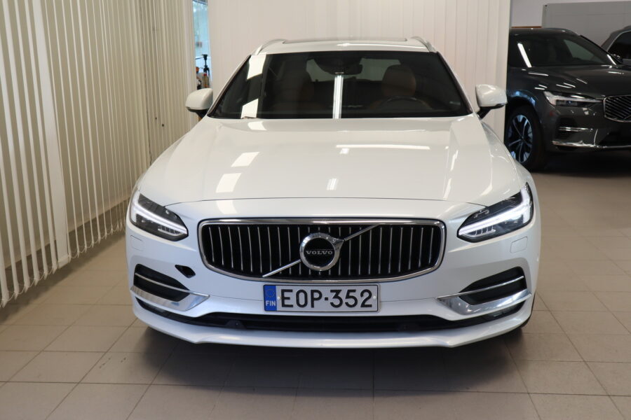 Volvo V90, image 2
