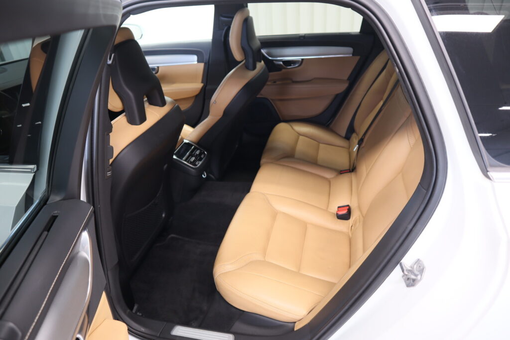 Volvo V90, image 24