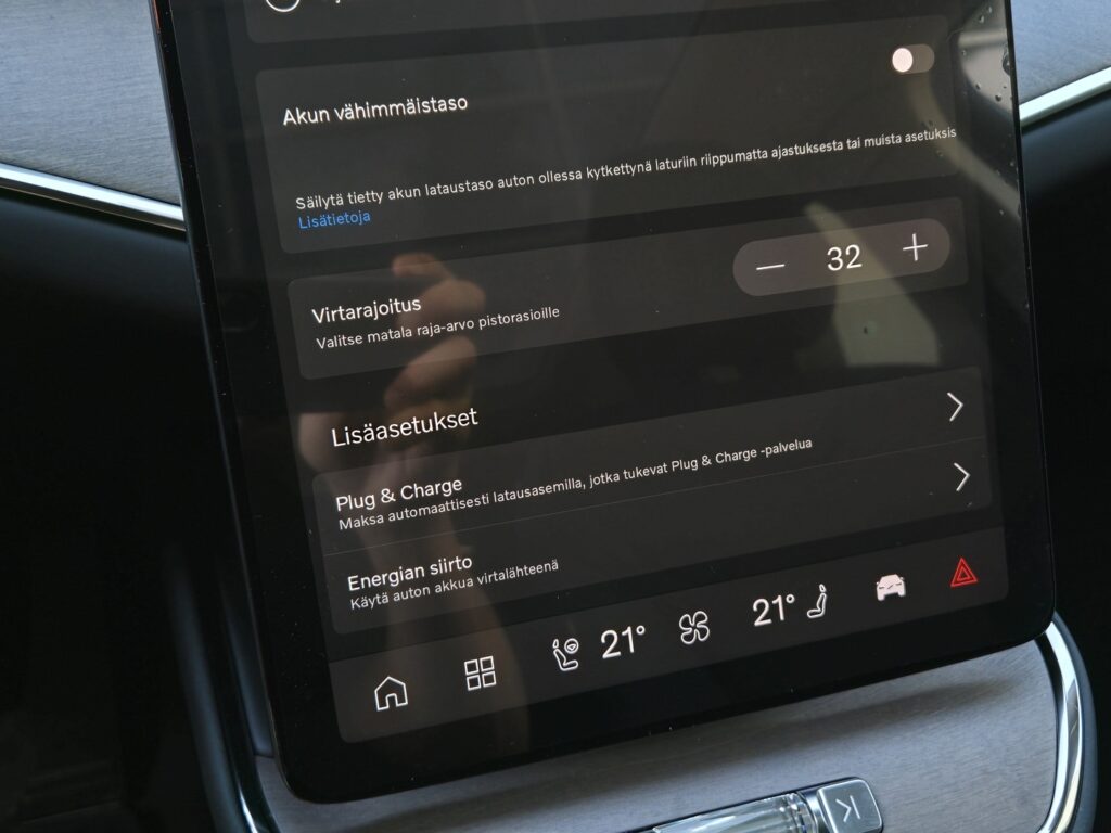 Volvo ES90, image 17
