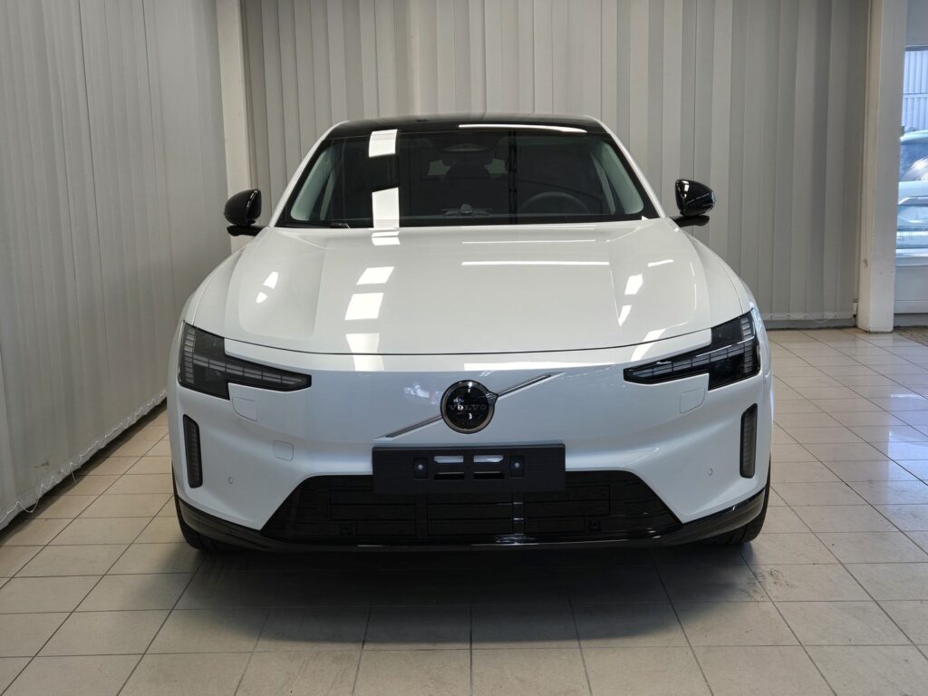 Volvo ES90, image 3