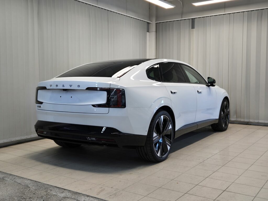 Volvo ES90, image 5