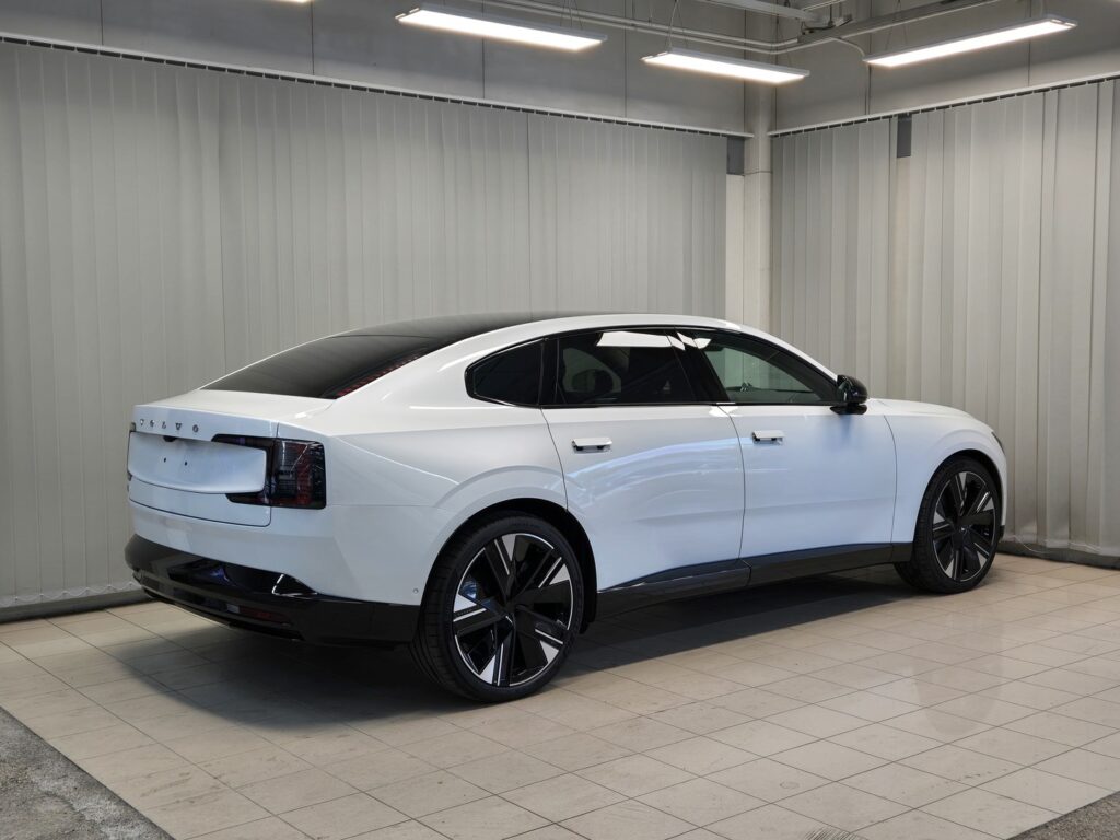 Volvo ES90, image 6