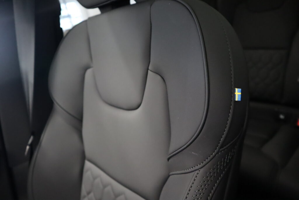 Volvo XC60, image 16