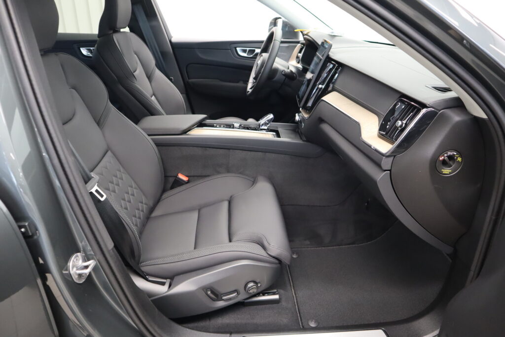 Volvo XC60, image 9