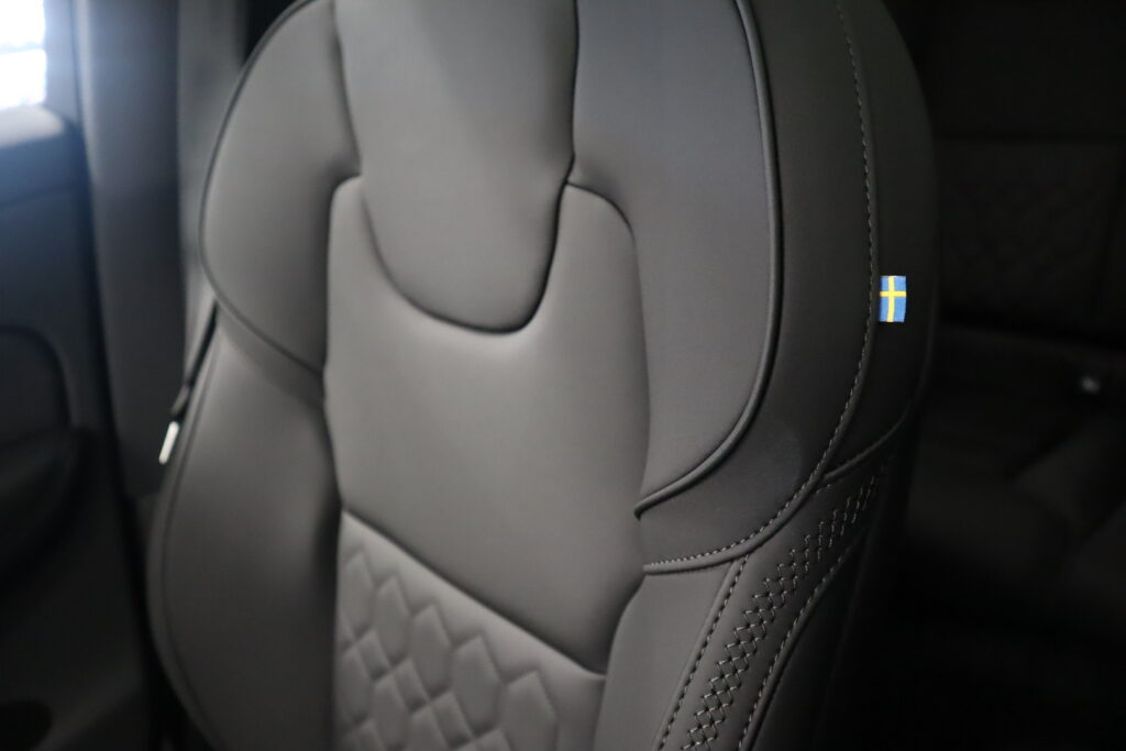 Volvo XC60, image 15