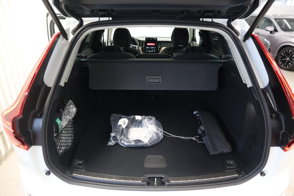 Volvo XC60, image 18