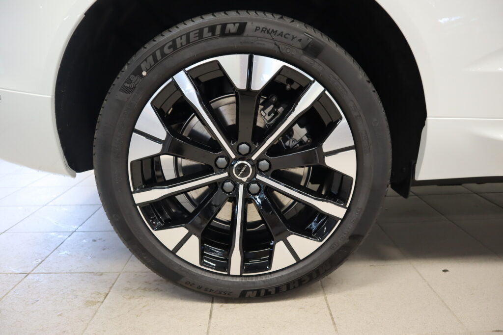Volvo XC60, image 20