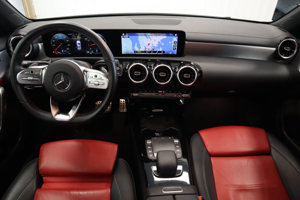 Mercedes-Benz A, image 12