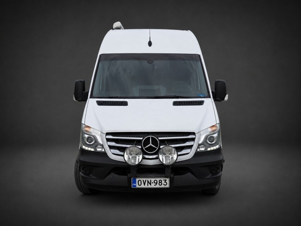 Mercedes-Benz Sprinter, image 2