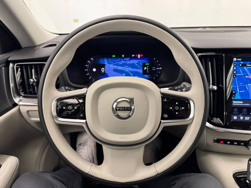 Volvo V60, image 10