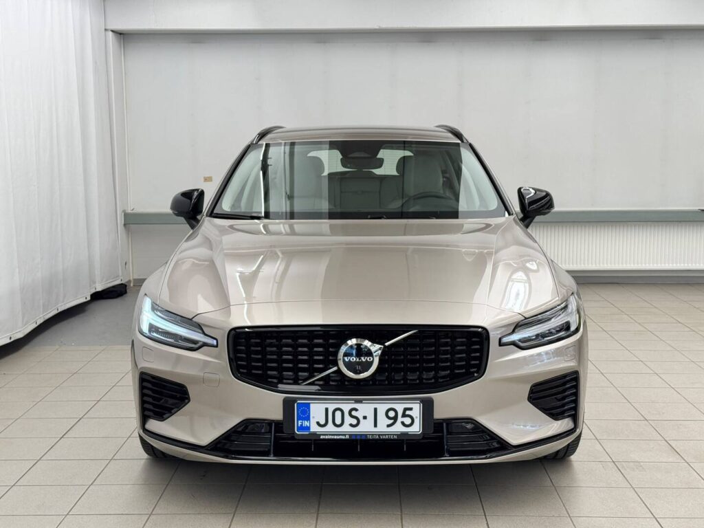 Volvo V60, image 2