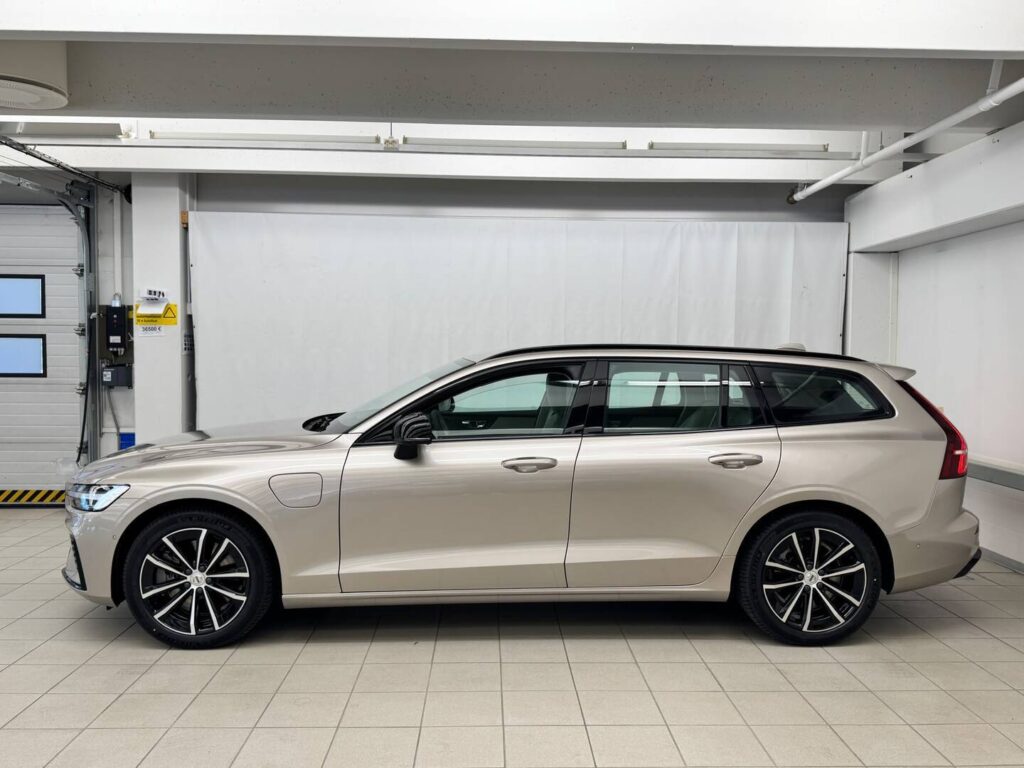 Volvo V60, image 4