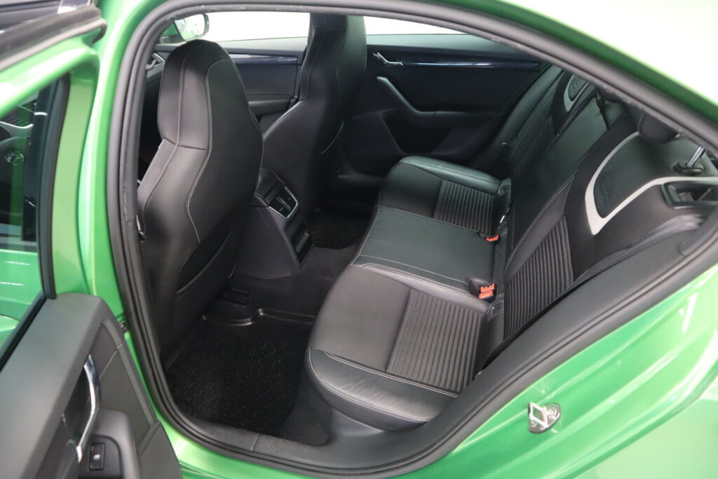 Skoda Octavia, image 18