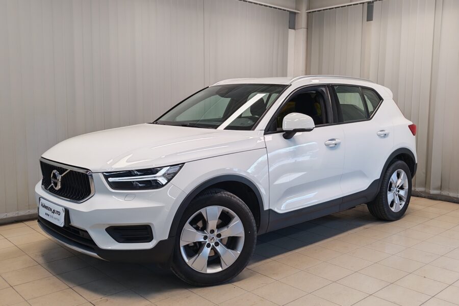 Volvo XC40, image 2