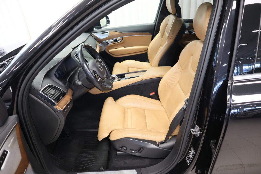 Volvo XC90, image 11