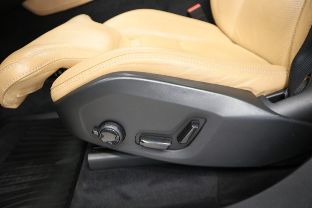 Volvo XC90, image 12