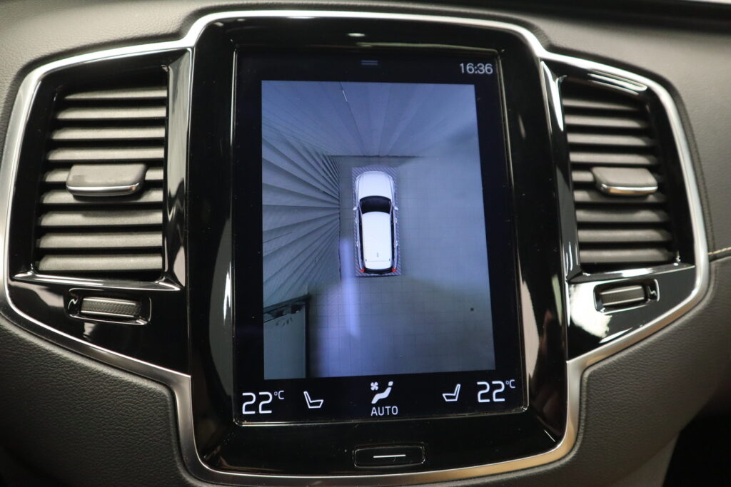 Volvo XC90, image 16