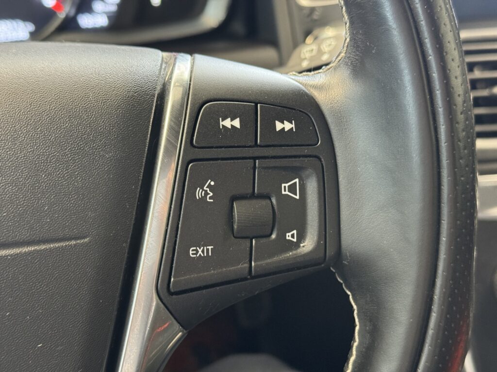 Volvo XC60, image 13