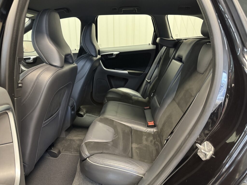 Volvo XC60, image 6