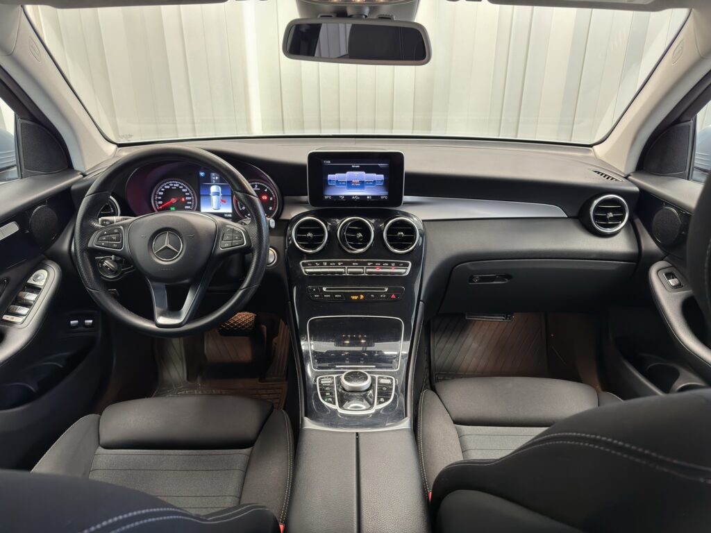 Mercedes-Benz GLC, image 9