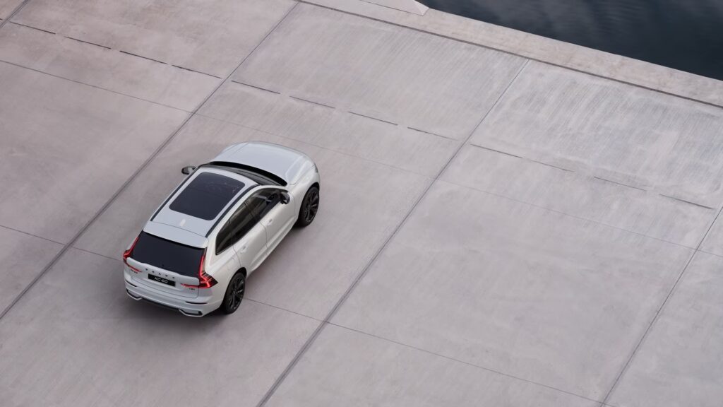 Volvo XC60, image 2