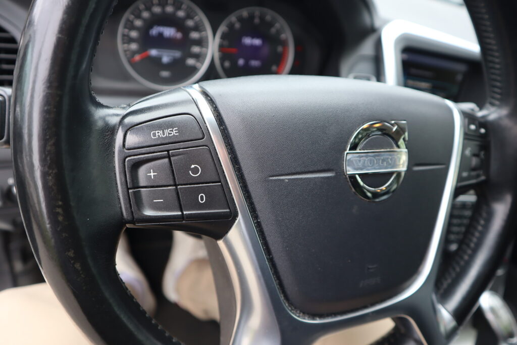 Volvo XC60, image 11
