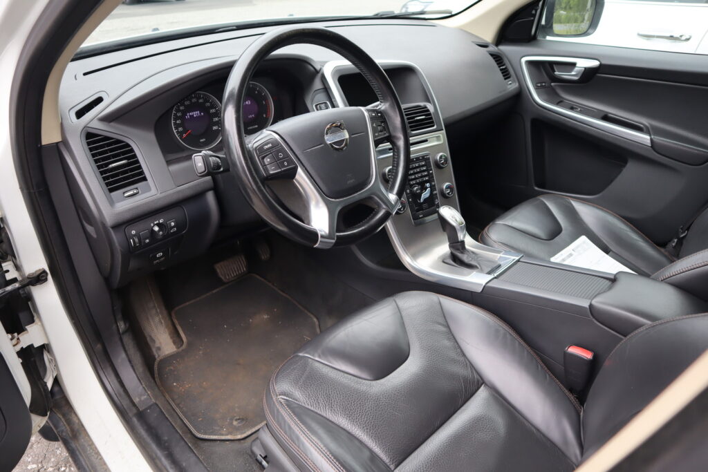Volvo XC60, image 6