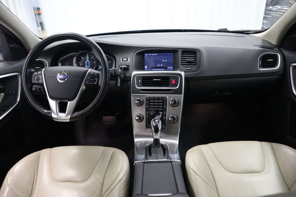 Volvo S60, image 7