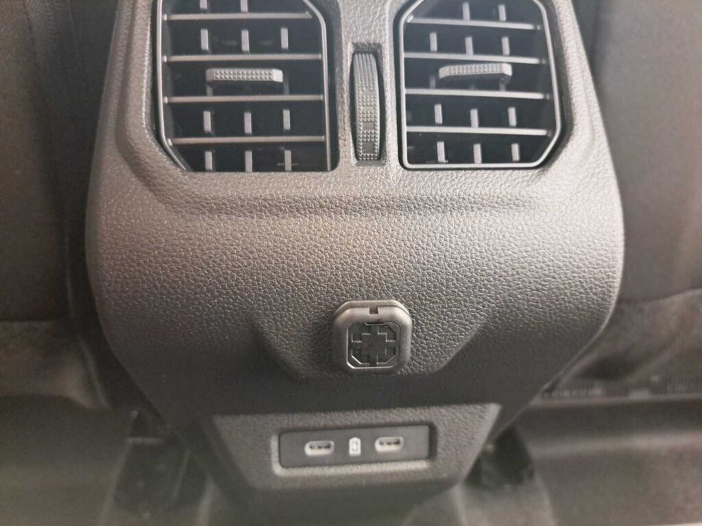 DACIA BIGSTER, image 27