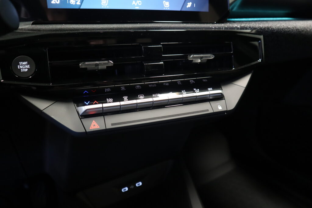 Renault Clio, image 10