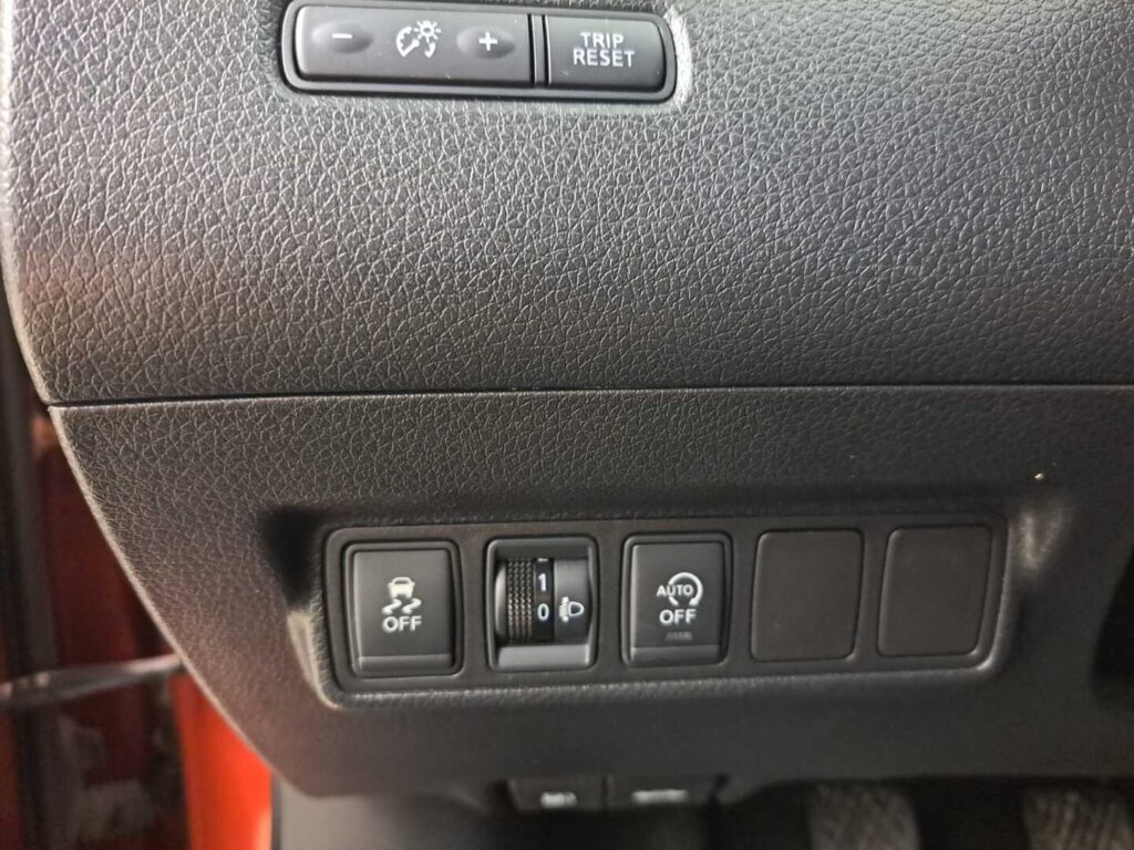 Nissan Pulsar, image 15