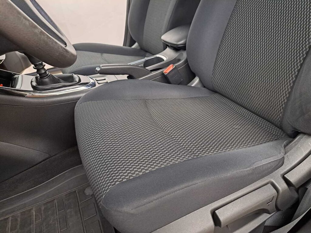 Nissan Pulsar, image 17